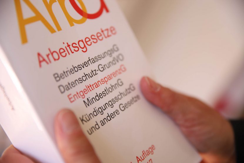 Ihre Rechtsanwältin für das Arbeitsrecht in Saarbrücken Dudweiler. Kündigung